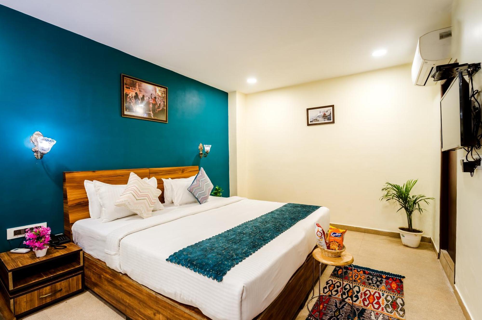 Hotel Tripli Silver Shine Varanasi